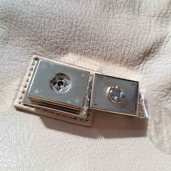 AUTHENTIC JUICY COUTURE CALFSKIN BAG - Picture 7 of 11